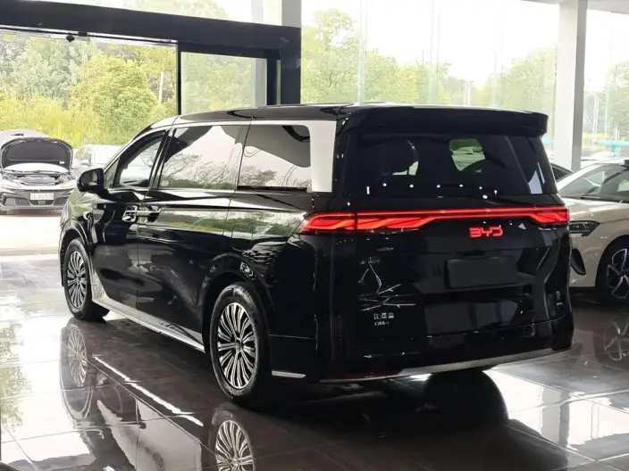 Xia 2026 Model DM-i 218KM Excellence Model – фото 4