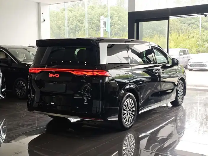 Xia 2026 Model DM-i 218KM Excellence Model – фото 6