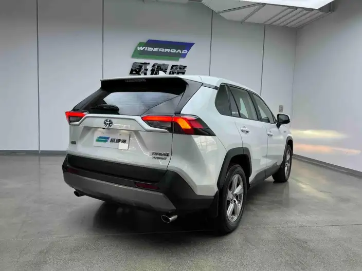 Toyota RAV4 2022 Model Hybrid 2.5L CVT 2WD Elite Edition – фото 6