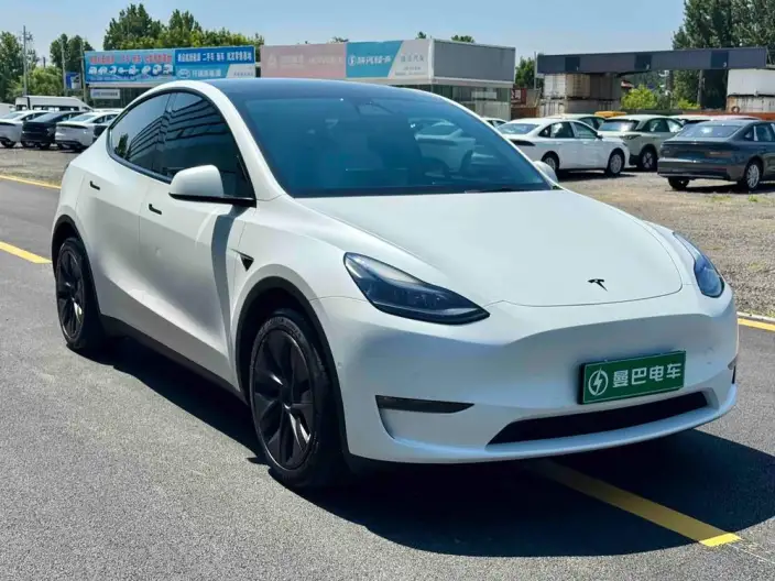 Model Y 2023 Model Long Battery Life Pro All-wheel drive version – фото 3