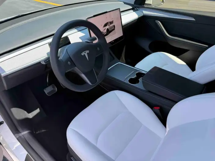 Model Y 2023 Model Long Battery Life Pro All-wheel drive version – фото 9