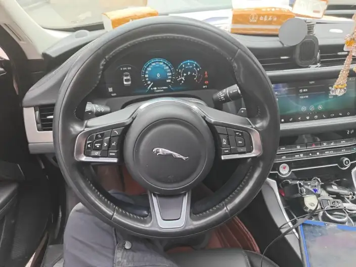 Jaguar XFL 2020 Model 2.0T P200 2WD Elite Edition – фото 7