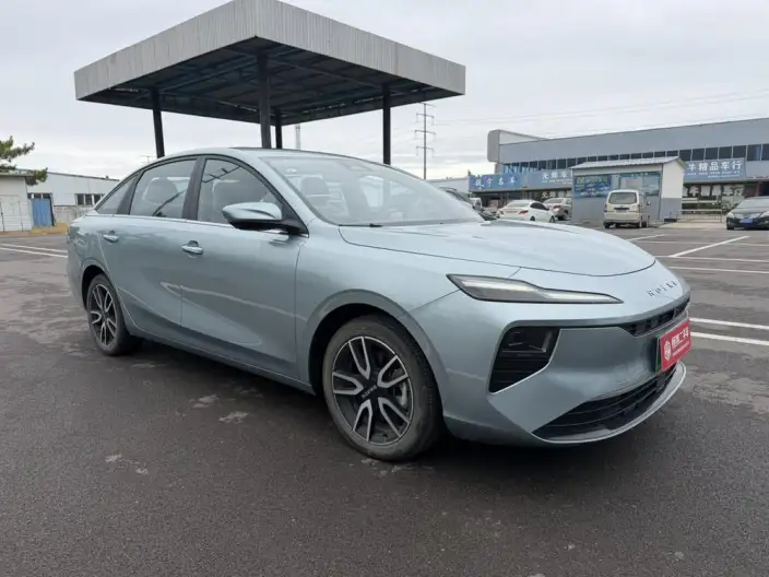 Roewe D6 2025 Model 520km Smart Edition – фото 3
