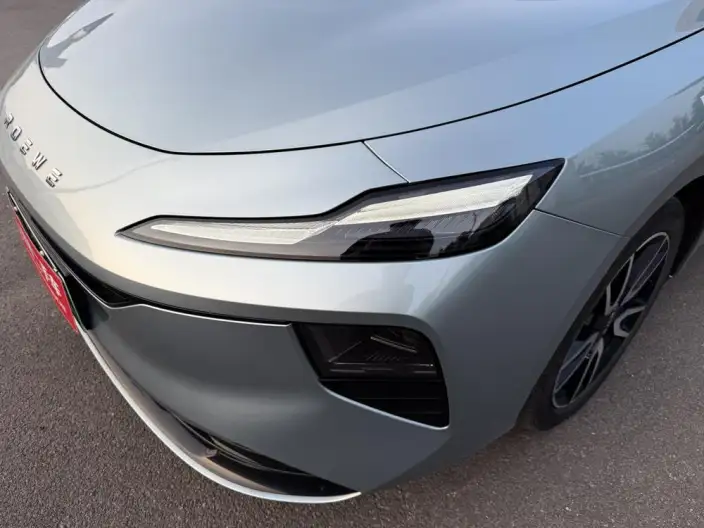 Roewe D6 2025 Model 520km Smart Edition – фото 9