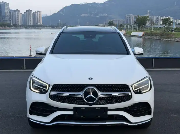 Mercedes-Benz GLC 2020 Model GLC 300 L 4MATIC Dynamic Model – фото 2
