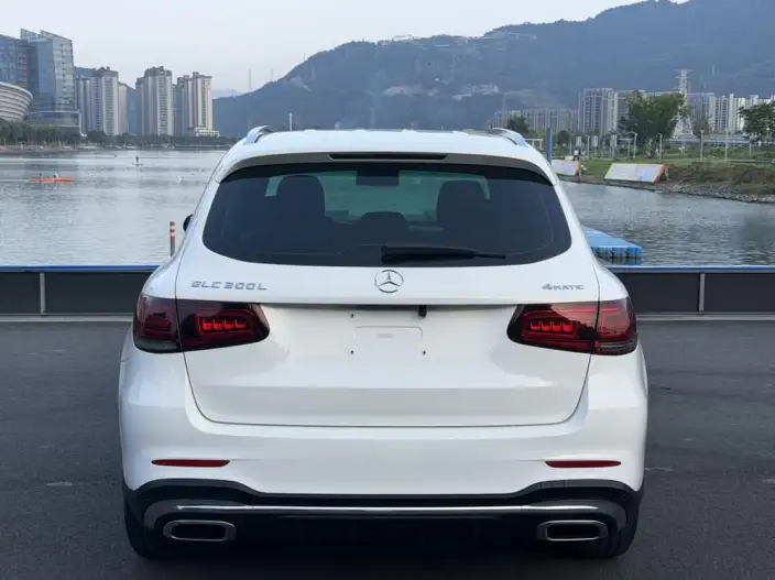 Mercedes-Benz GLC 2020 Model GLC 300 L 4MATIC Dynamic Model – фото 5