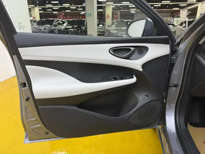 BYD Seal 05DM 2026 Model DM-i 210KM Noble Model – фото 6