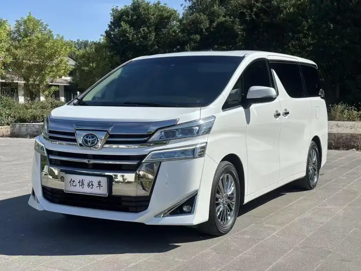 Vellfire 2021 Model Toyota Crown Hybrid 2.5L HV Supreme Edition – фото 1