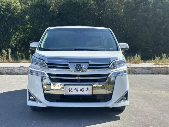 Vellfire 2021 Model Toyota Crown Hybrid 2.5L HV Supreme Edition – фото 2