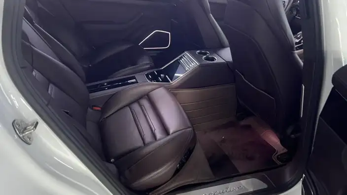 Panamera 2022 Model Panamera Executive Extended Edition 2.9T – фото 9