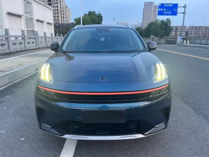 Lynk & Co 06 2020 Model 1.5T Shine Halo – фото 2