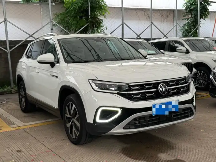 Volkswagen Tayron 2023 Model 330TSI 2WD Luxury Plus Advanced version – фото 3