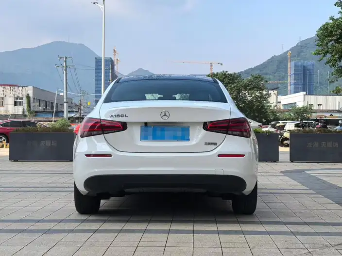 Mercedes-Benz A-class 2020 Model A 180 L – фото 5