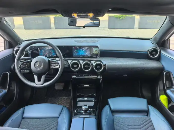 Mercedes-Benz A-class 2020 Model A 180 L – фото 7