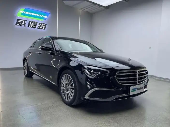 Mercedes-Benz E-Class 2023 Model Facelift E 300 L Fashion Model sedan – фото 3