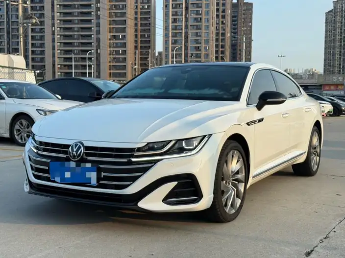 Volkswagen CC 2023 Model 380TSI Eye-catching version – фото 1