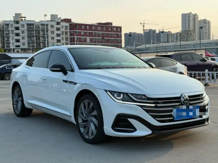 Volkswagen CC 2023 Model 380TSI Eye-catching version – фото 3