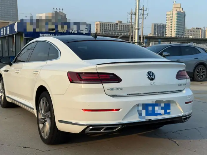 Volkswagen CC 2023 Model 380TSI Eye-catching version – фото 5