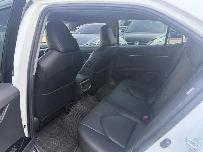 Toyota Camry 2023 Model 2.0G Deluxe Edition – фото 10