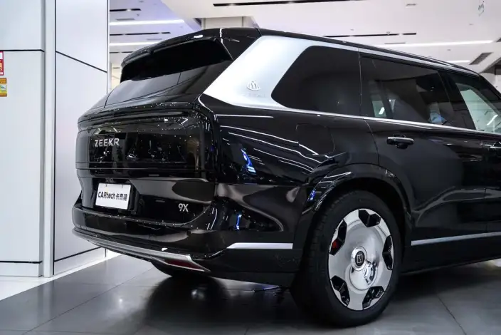 ZEEKR 9X 2025 Model Hyper Edition 70kWh VI seat – фото 9