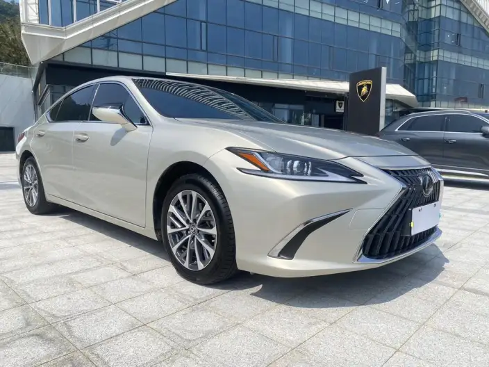 Lexus ES 2024 Model 200 Premium – фото 3
