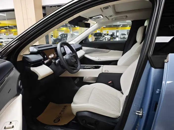 Lynk & Co 08 EM-P 2026 Model 210 4WD Performance Ultra H7 – фото 8