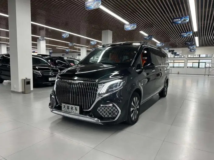 Viano 2021 Model 2.0T Elite Edition 7 seat – фото 1