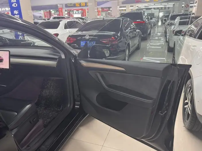 Model Y 2022 Model Facelift Rear-wheel drive version – фото 5