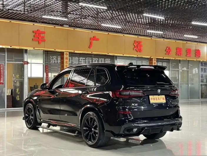 BMW X5 2023 Model xDrive30Li Exclusive Model M Sports Set – фото 4