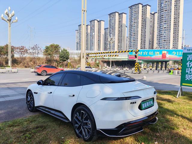Avatr 06 2025 Ultra AWD BEV – фото 7