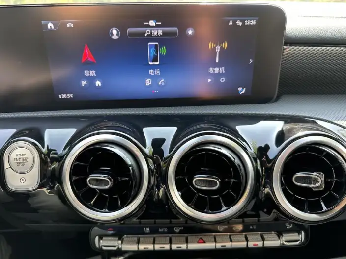 Mercedes-Benz A-class 2023 Model A 180 L Sports sedan – фото 8