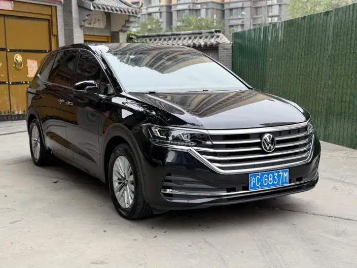 Viloran 2024 Model 330TSI Business Edition – фото 3