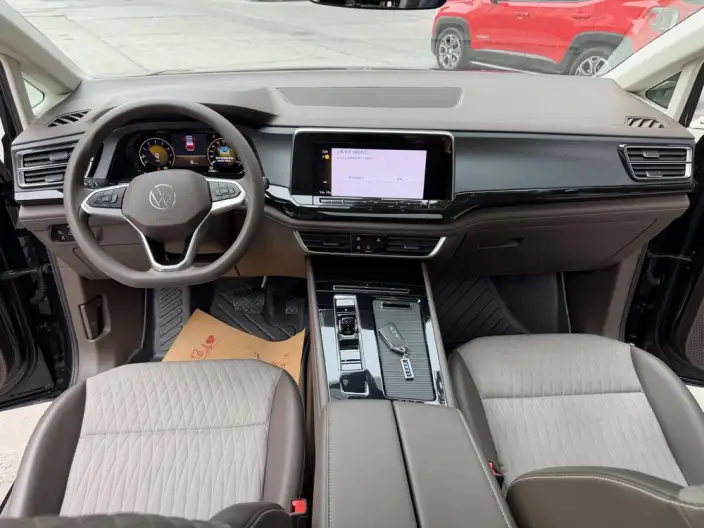 Viloran 2024 Model 330TSI Business Edition – фото 6