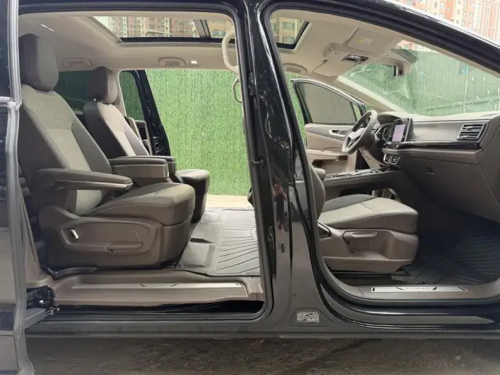 Viloran 2024 Model 330TSI Business Edition – фото 9