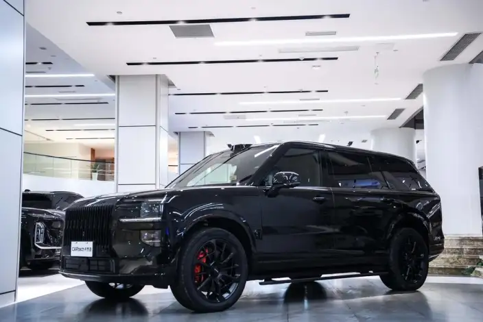ZEEKR 9X 2025 Model Obsidian Black Edition 70kWh VI seat – фото 1