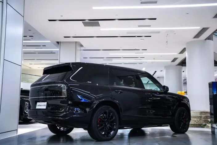 ZEEKR 9X 2025 Model Obsidian Black Edition 70kWh VI seat – фото 4