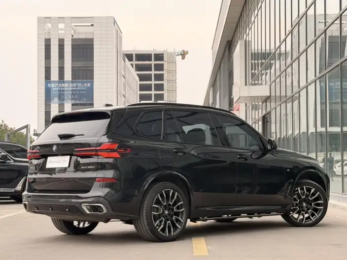 BMW X5 2023 Model xDrive40Li M Sports Night Set – фото 5