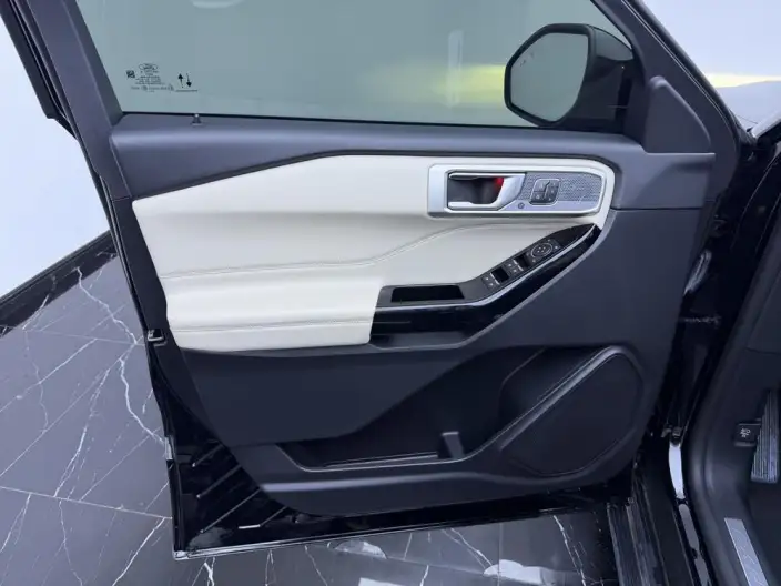 Ford Explorer 2020 Model EcoBoost 285 4WD Titan Jin Edition 7 seat – фото 9