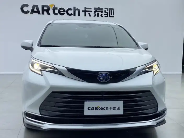 Toyota Sienna 2021 Model 2.5L Hybrid Supreme Edition – фото 10
