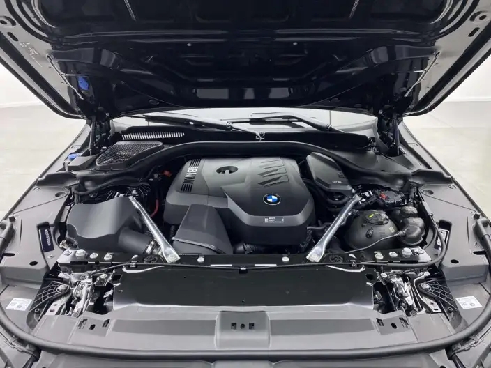 BMW 5 Series 2026 Model 530Li Leading Model M Sports Set – фото 6