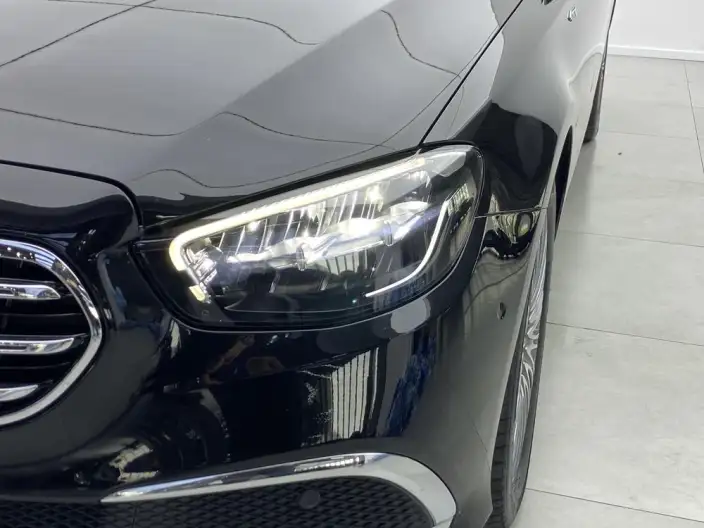 Mercedes-Benz E-Class 2021 Model E 300 L Luxury Model sedan – фото 7