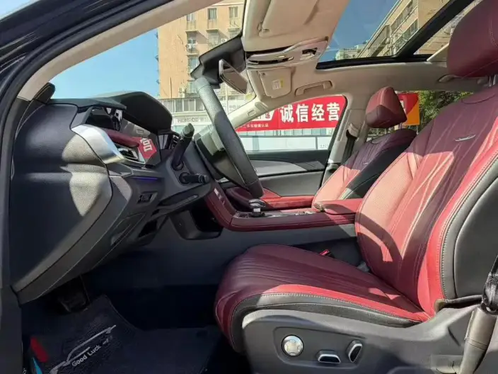 Hongqi H5 2024 Model 2.0T Automatic Flag Lead Edition – фото 9