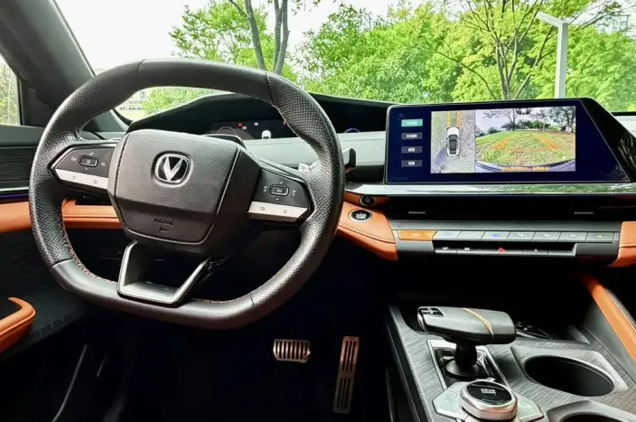 Changan UNI-V 2023 Model 1.5T Sports Edition – фото 7