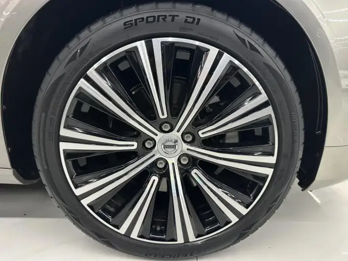 Volvo S90 2022 Model B5 Smart Range Deluxe Edition – фото 7