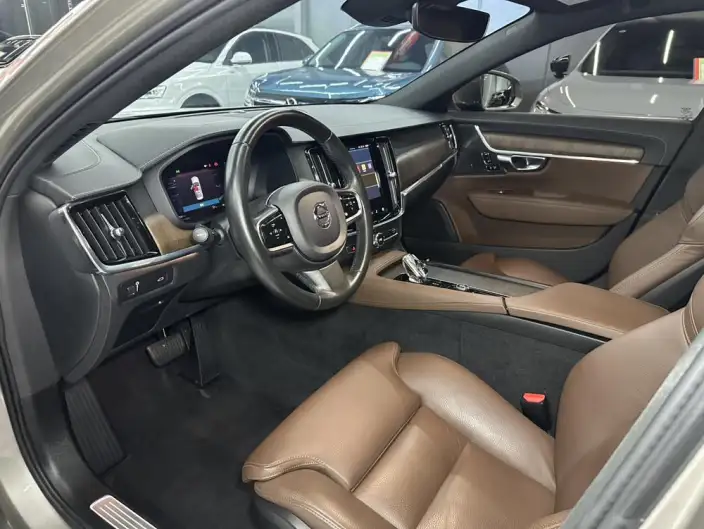 Volvo S90 2022 Model B5 Smart Range Deluxe Edition – фото 9
