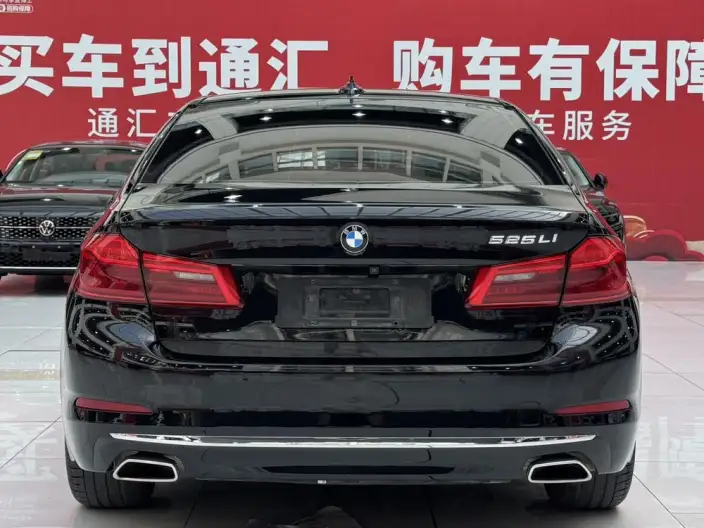 BMW 5 Series 2020 Model 525Li Luxury Set – фото 6