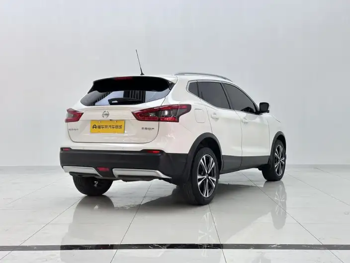 Nissan Qashqai 2022 Model 2.0L XV Prem. Deluxe Edition – фото 7