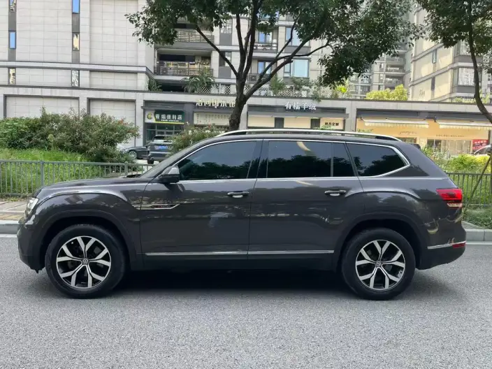 Volkswagen Teramont 2020 Model 380TSI 4WD Deluxe Edition China VI – фото 4