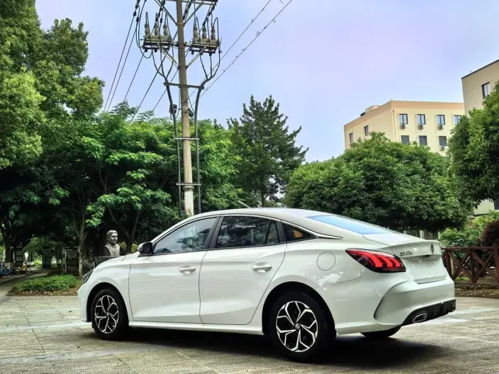 MG5 2021 Model 180DVVT CVT Youth Deluxe Edition – фото 5