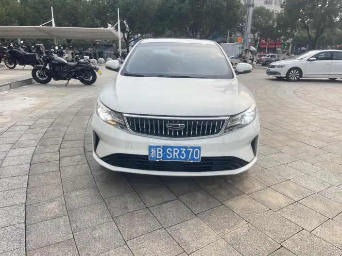 Geely Emgrand GL 2020 Model 1.4T CVT Luxury Model – фото 2